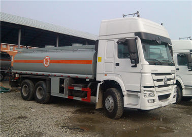 Κίνα Βαρέων καθηκόντων ρυμουλκό 20000L 20cbm φορτηγών βυτιοφόρων HOWO 6x4 για τη μεταφορά του πετρελαίου προμηθευτής