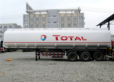 Κίνα Βαρέων καθηκόντων 3 ημι ρυμουλκό 4 διαμερίσματα 45M3 πετρελαιοφόρων αξόνων 45000L για τη μεταφορά του πετρελαίου προμηθευτής
